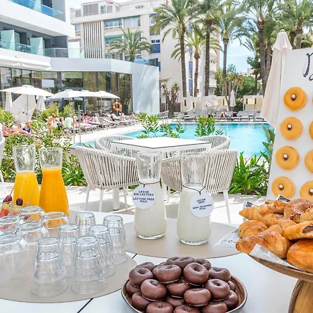 Port City&beach Hotel